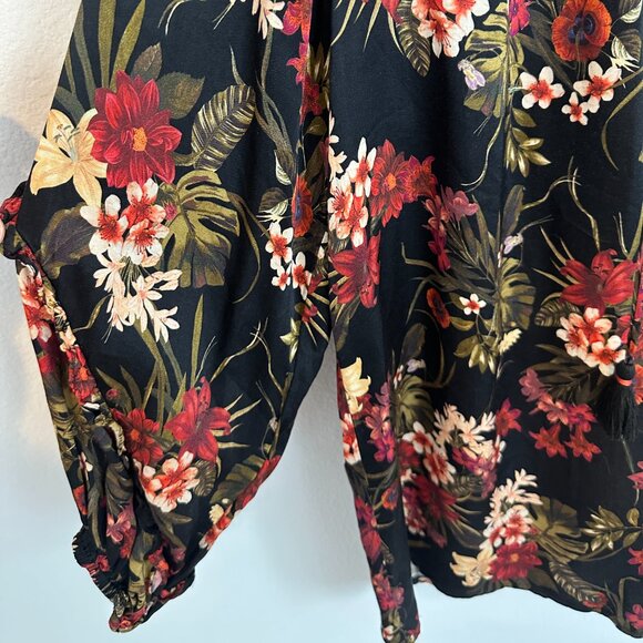 Johnny Was Workshop Bohemian Floral Blouse Size S - Picture 9 of 12